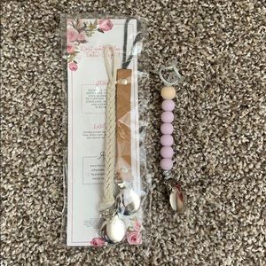 Ryan and Rose pacifier Cutie Clips